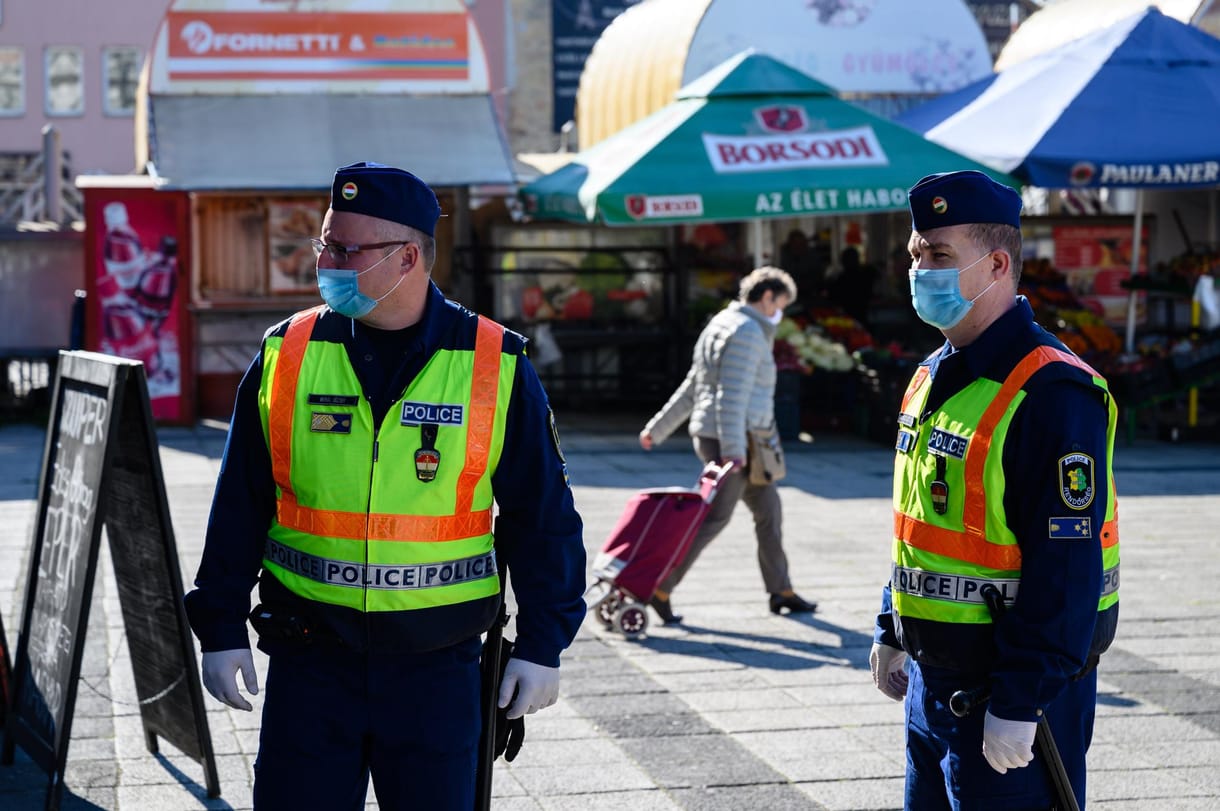 Hétfőtől élnek az új kijárási szabályok