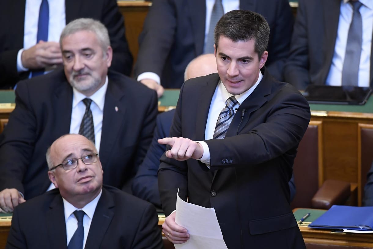 Kocsis Máté arról, hogy a kormány elveszi az állami párttámogatások felét: „Helyes”