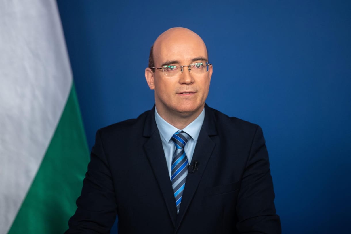 Az őszi érettségiket megtartják, a szalagavatókat lefújták