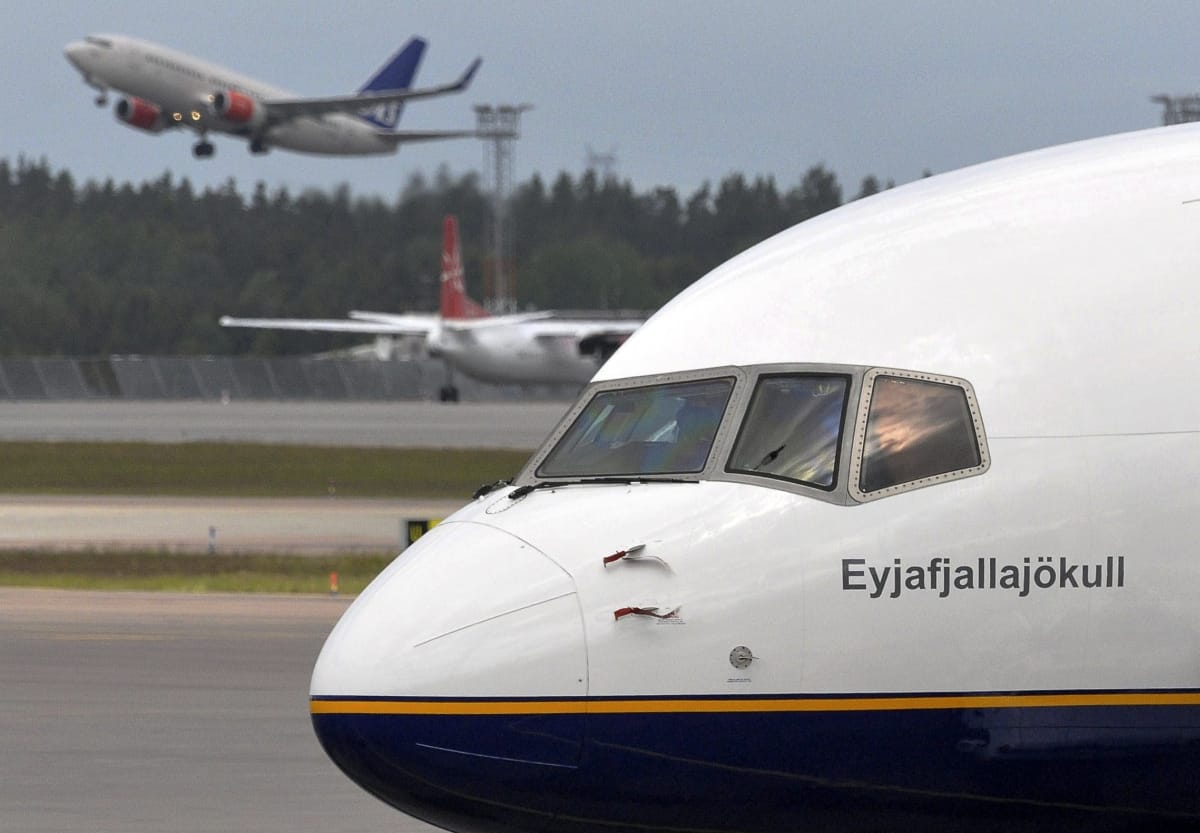 Vulkánkitörés Izlandon: szabadulnak a légitársaságok papírjaitól 