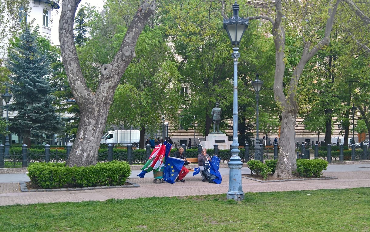 Így készülnek a tüntetésre a Szabadság téren