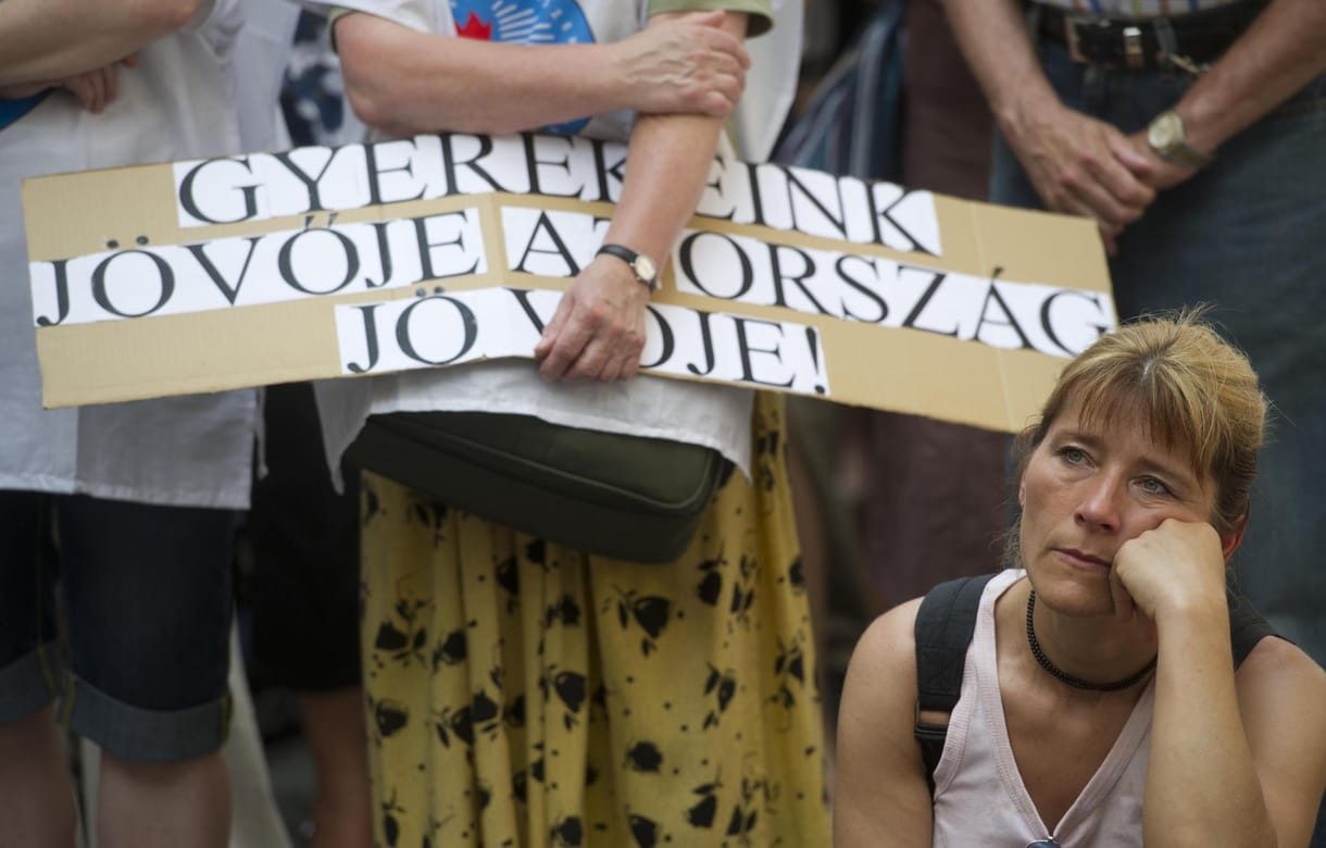Összefognak a szakszervezetek a béremelésért