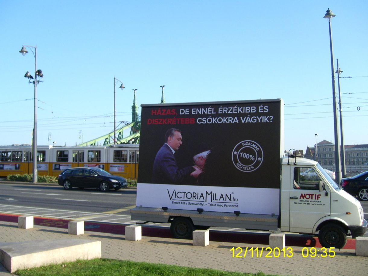 Megszólalt az Orbánnal reklámozó társkereső vezetője