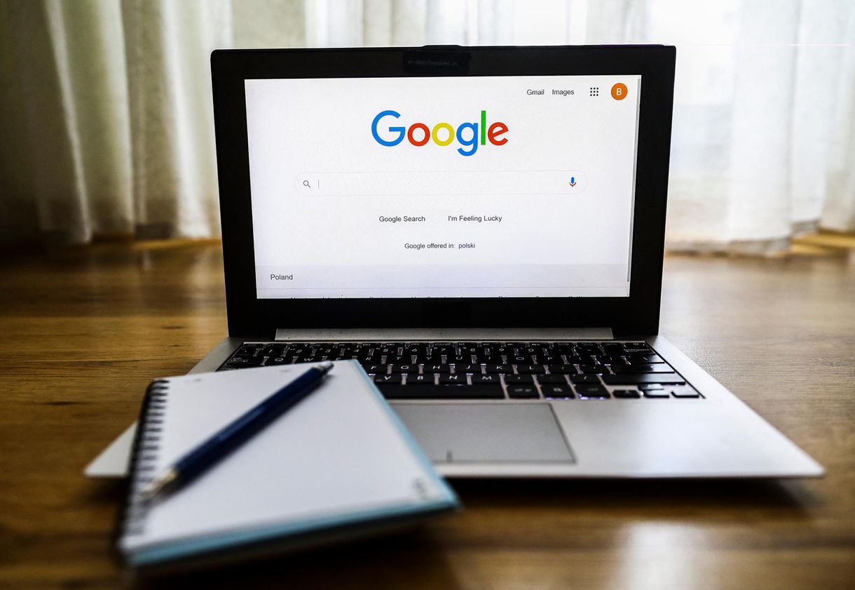 Megváltozik a Google kereső, a végtelenségig lehet majd tekerni