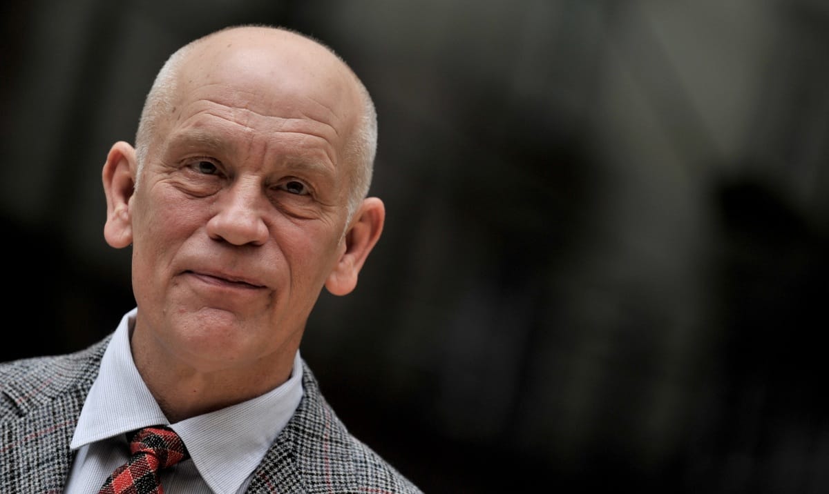 Marilyn Monroe szerepében tetszeleg John Malkovich