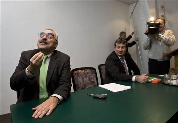 Bokros: elszemtelenedett a szélsőjobboldali radikalizmus