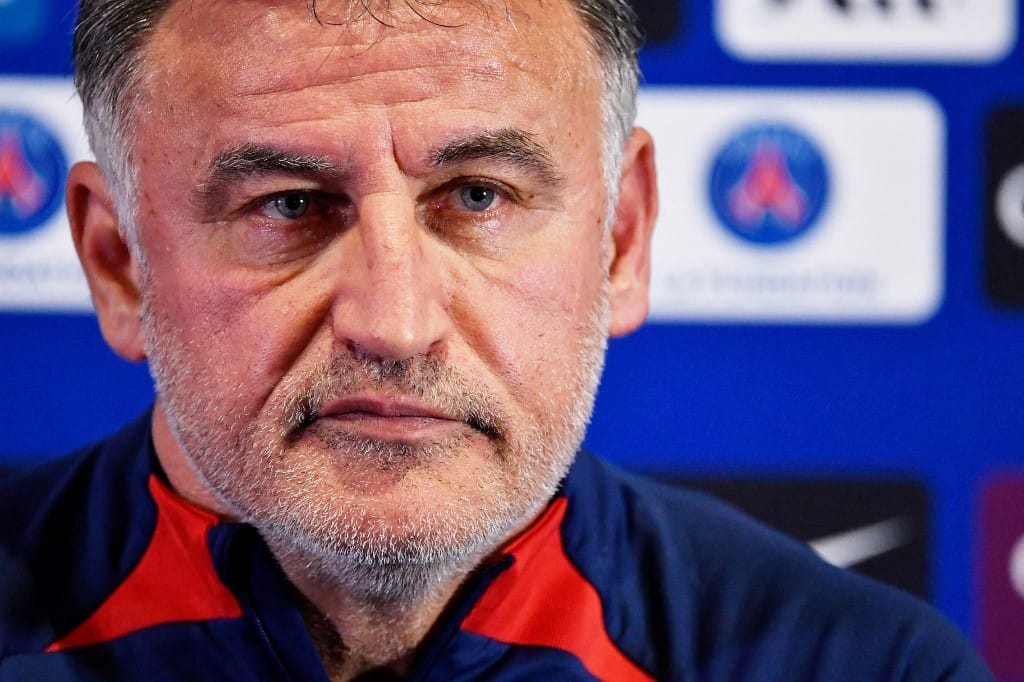 Iszlamofób és rasszista megjegyzései miatt vették őrizetbe a PSG edzőjét és a fiát