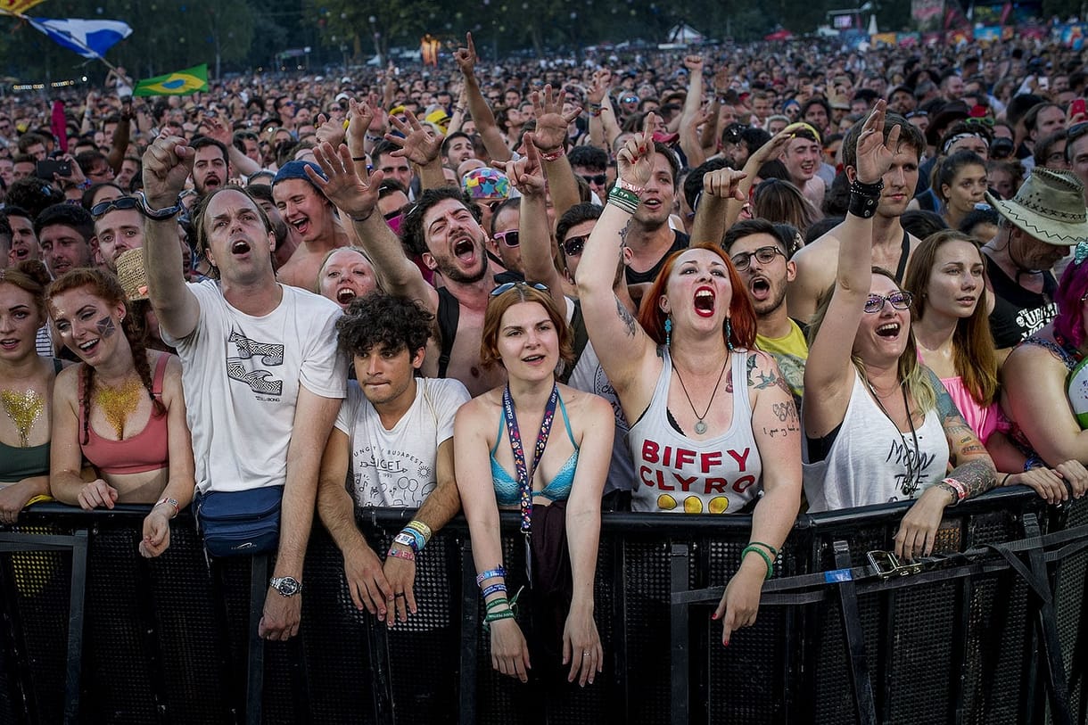 Teljes lendületre kapcsolt a Sziget – képgalériánk a csütörtöki napról