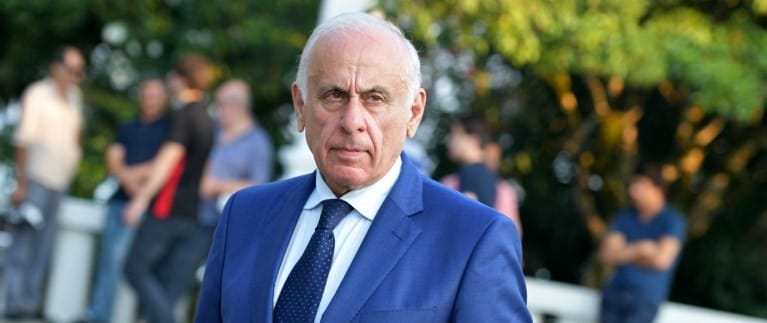 Autókarambolban meghalt a szakadár Abházia miniszterelnöke