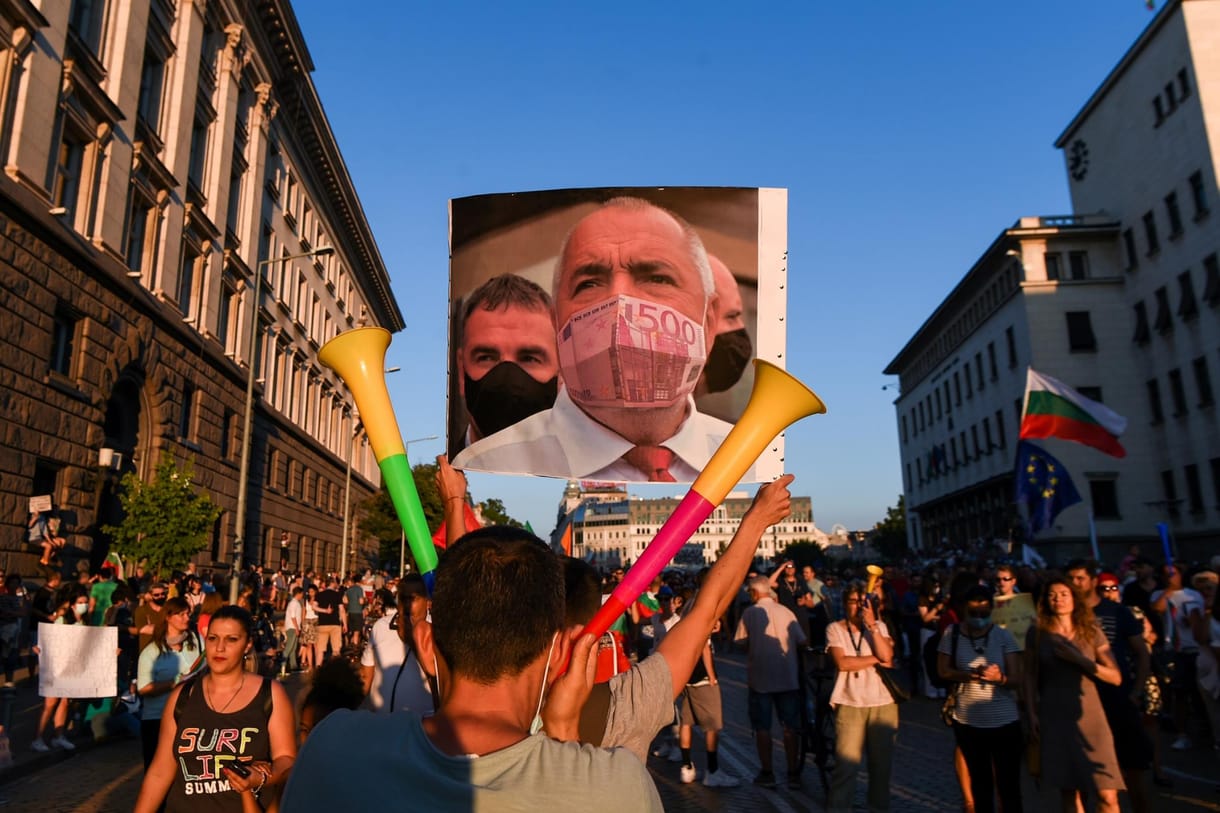 Újra tízezrek tüntettek Boriszov és kormánya ellen