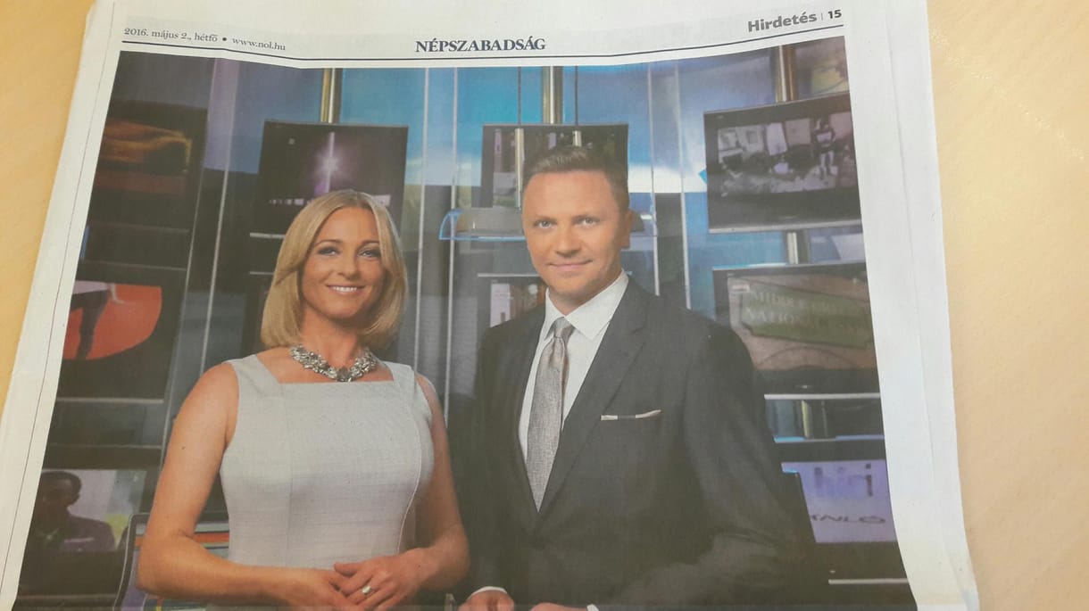 Marsi Anikót egész oldalas hirdetésben reklámozza a TV2 – fotó