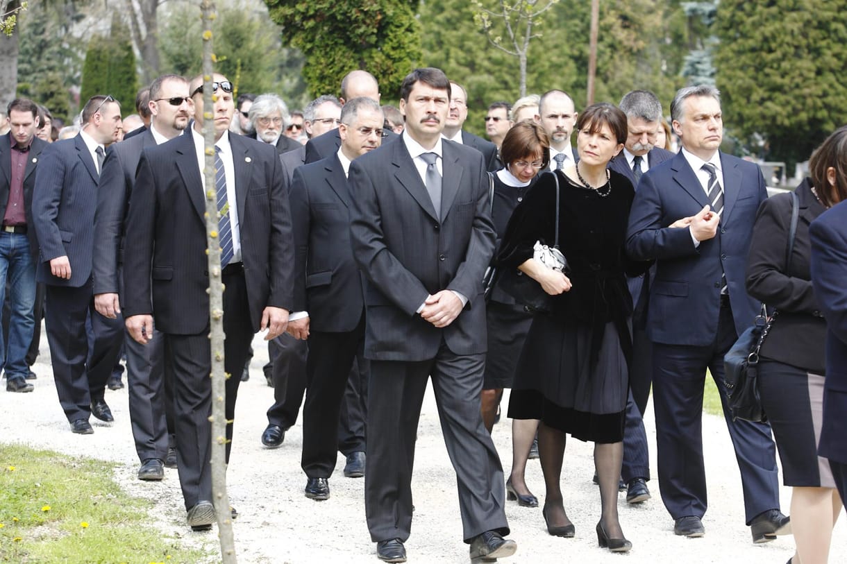 Orbán, Áder, Kövér, Kósa is ott volt Szalai temetésén - fotók