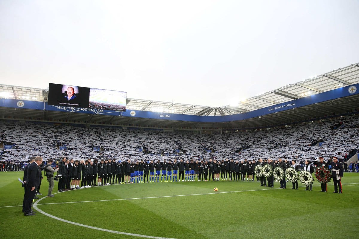 Fehérbe borult elhunyt tulajdonosa emlékére a Leicester stadionja