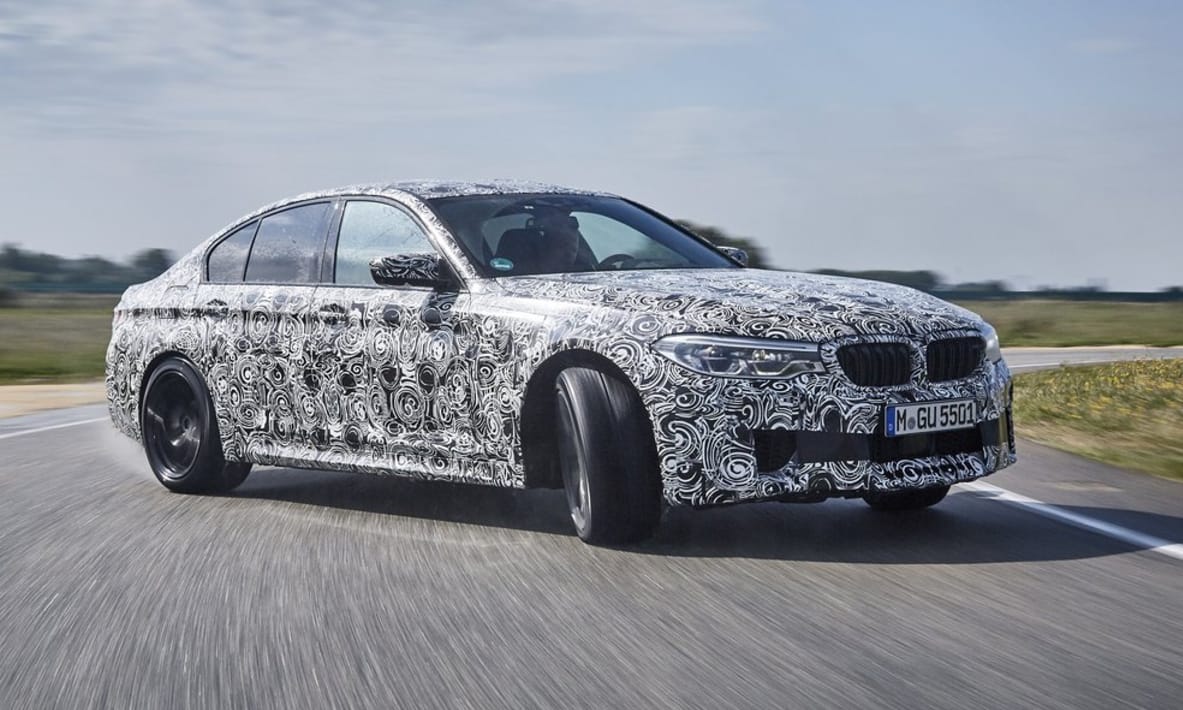 Hivatalos: kereken 600 lóerős az új BMW M5