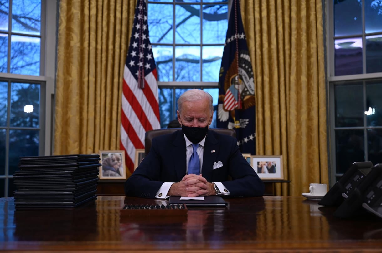 Navalnijról és a hackerekről is beszélt Biden, amikor először hívta fel elnökként Putyint