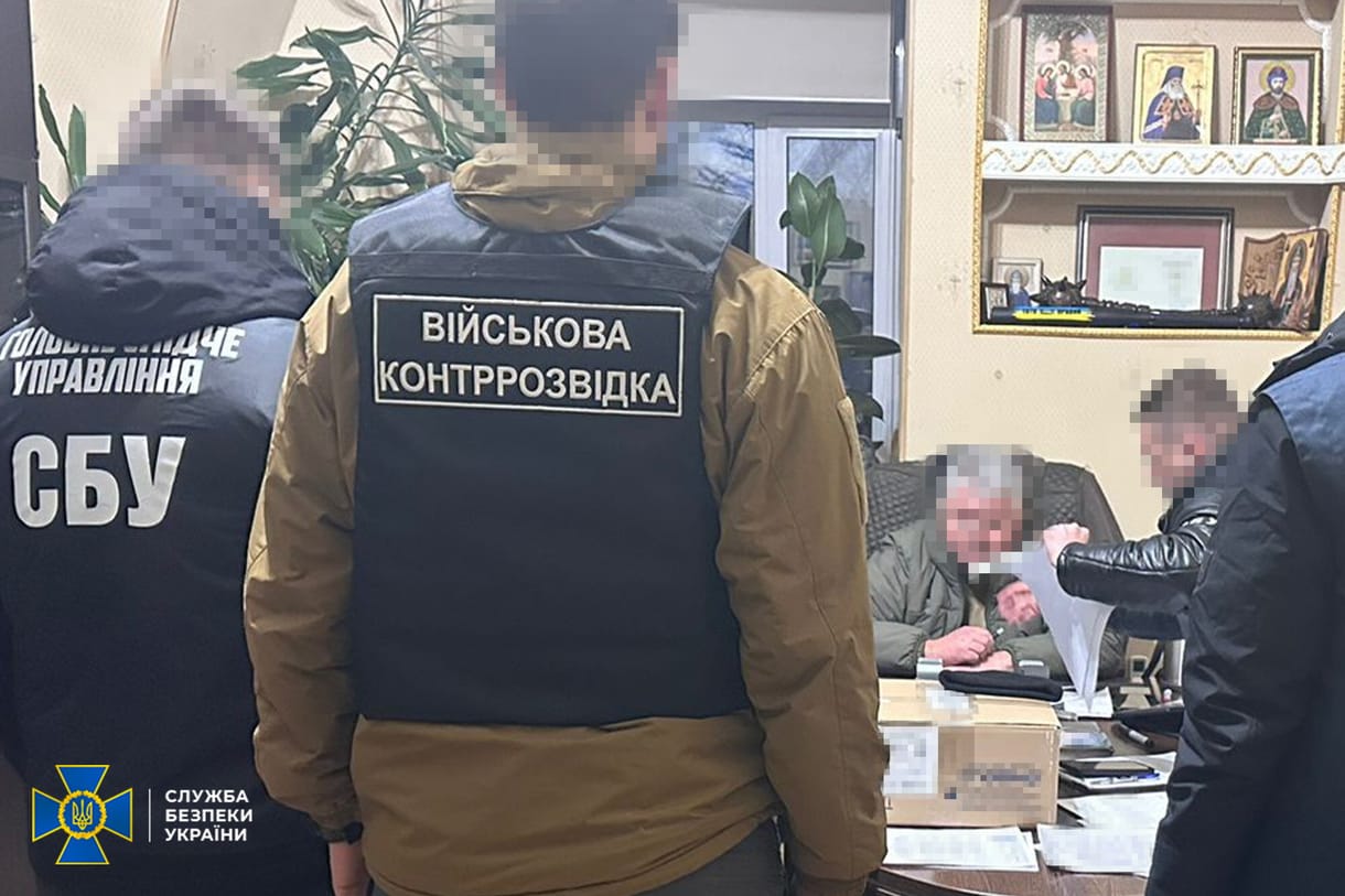 Őrizetbe vették az ukrán fegyveres erők főpszichiáterét egymillió dolláros gazdagodása miatt