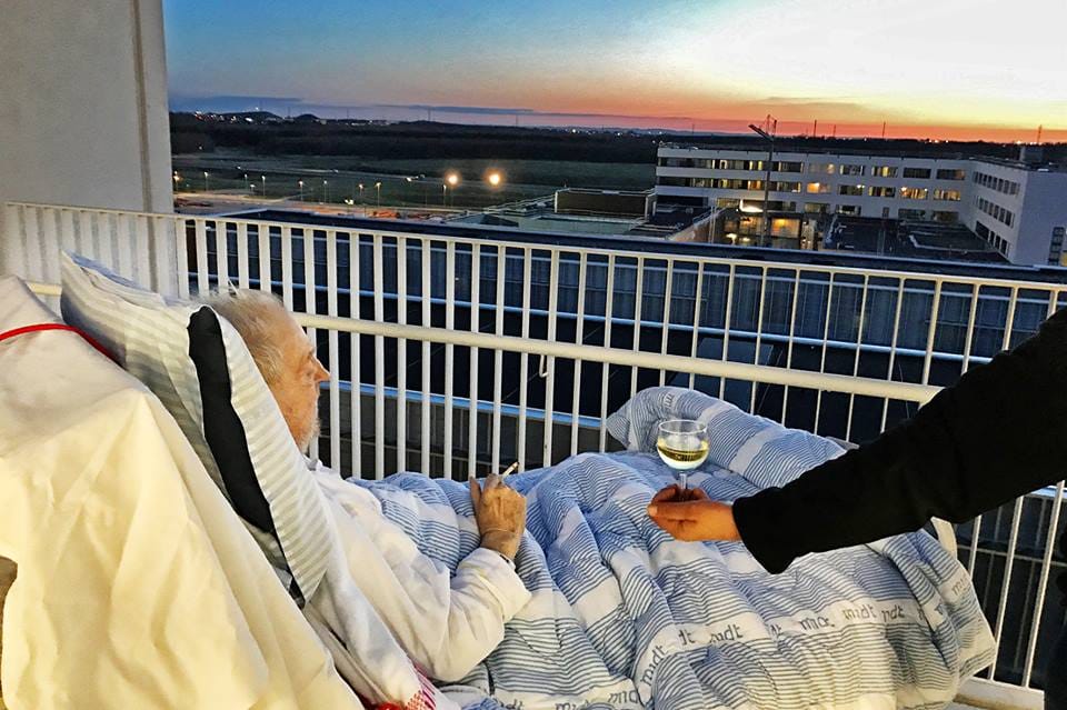 Teljesítette ápolónője a haldokló férfi utolsó kívánságát