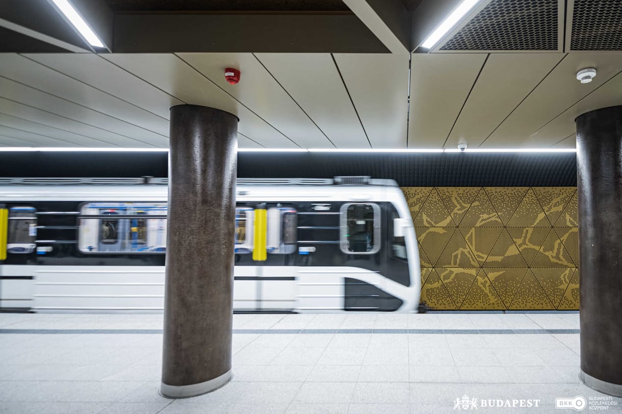 Téves tűzriasztás miatt nem közlekedett a hármas metró a Deák tér és Kőbánya-Kispest között