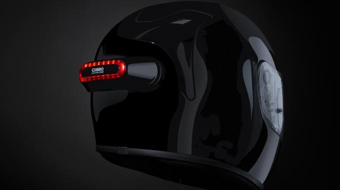 Ennek a lámpának minden kerékpároson és motoroson ott lenne a helye