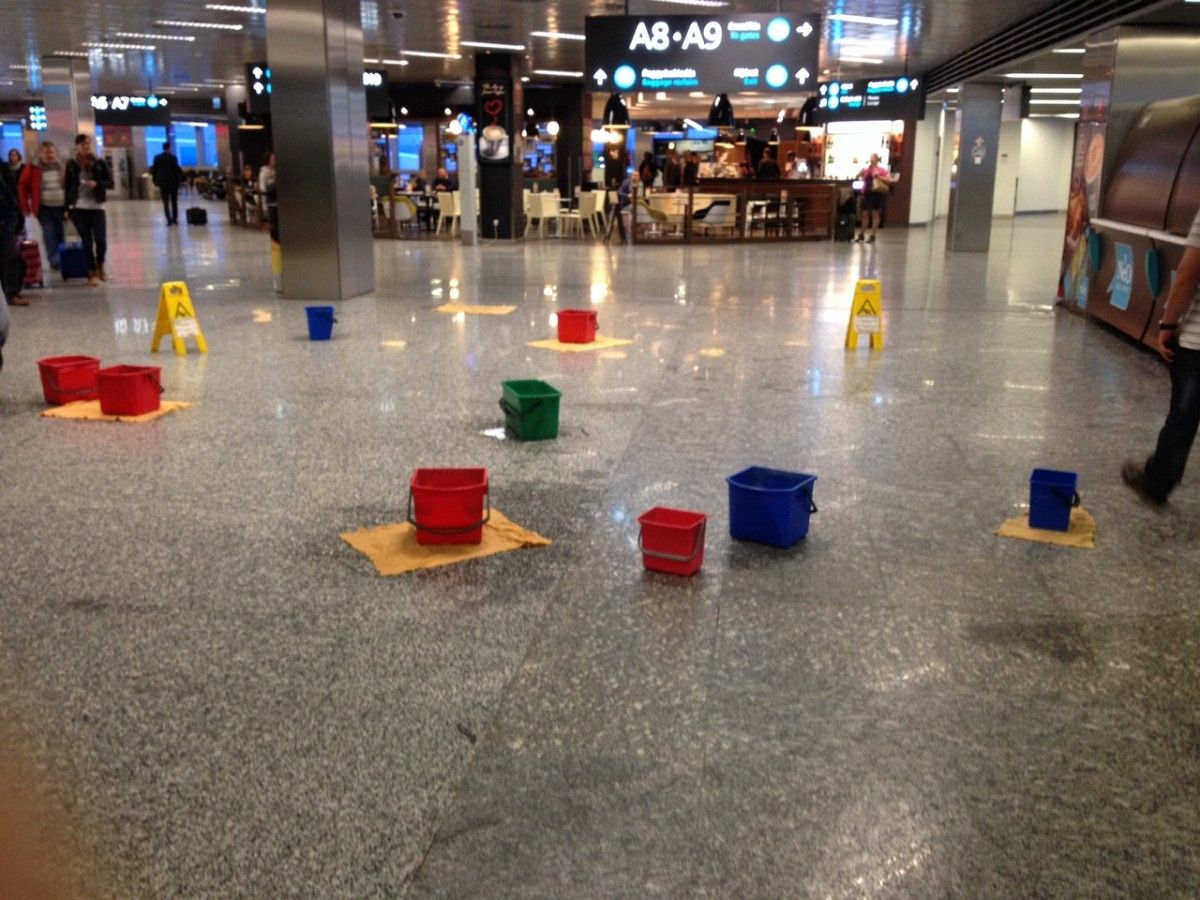 Megint beázik a ferihegyi reptér