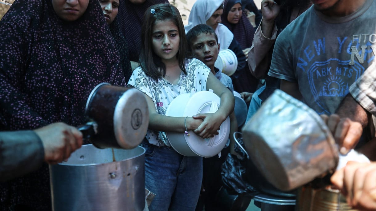 Napi taktikai szünetet tart az izraeli hadsereg a humanitárius segélyek miatt