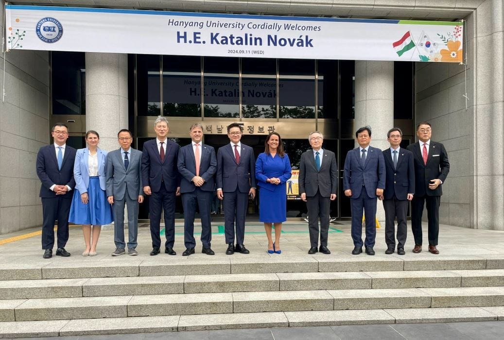 Volt államfőként utazott, ám saját civil szervezetét népszerűsíti Novák Katalin Délkelet-Ázsiában