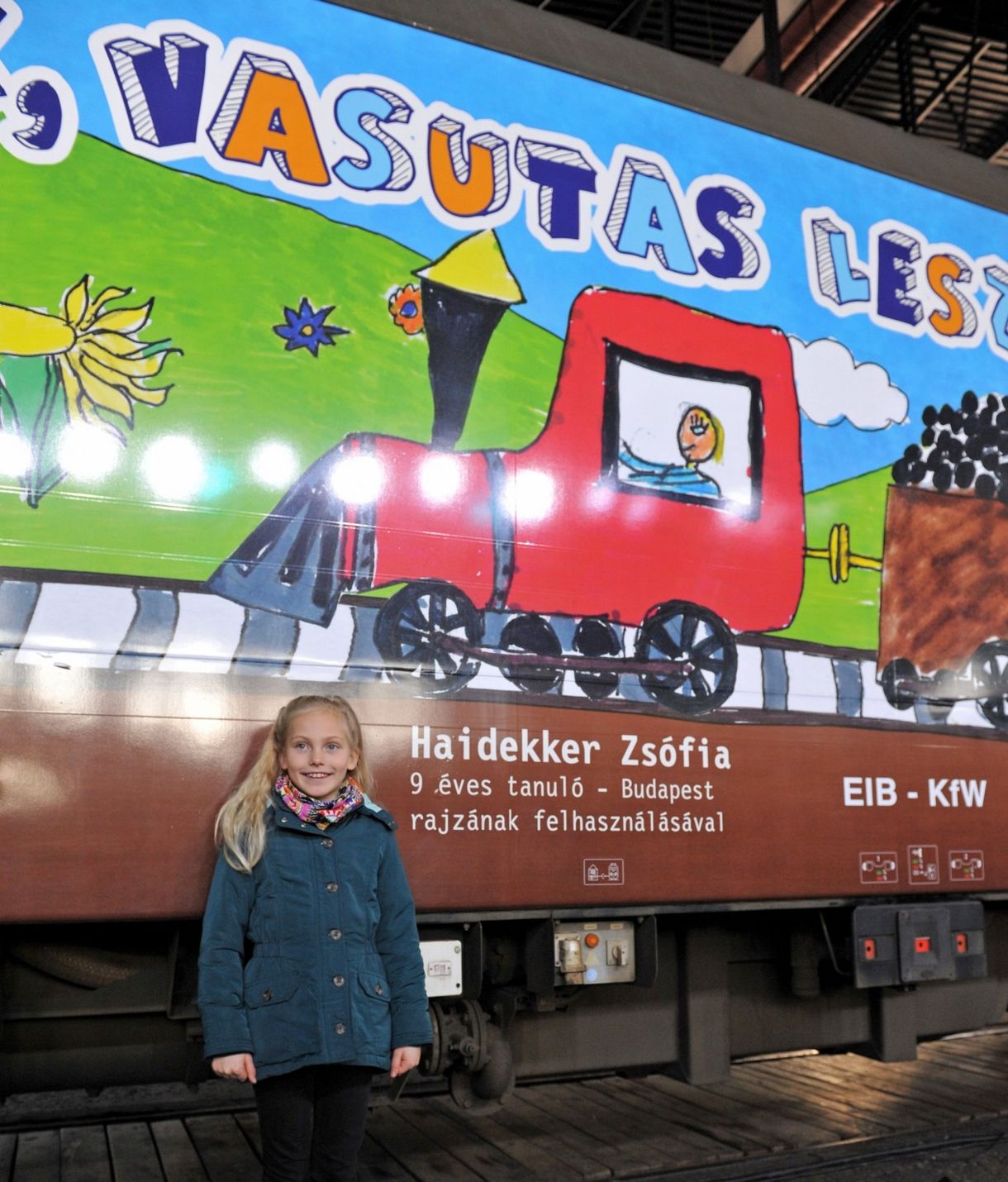 Ilyen vidám mozdony még nem közlekedett Magyarországon