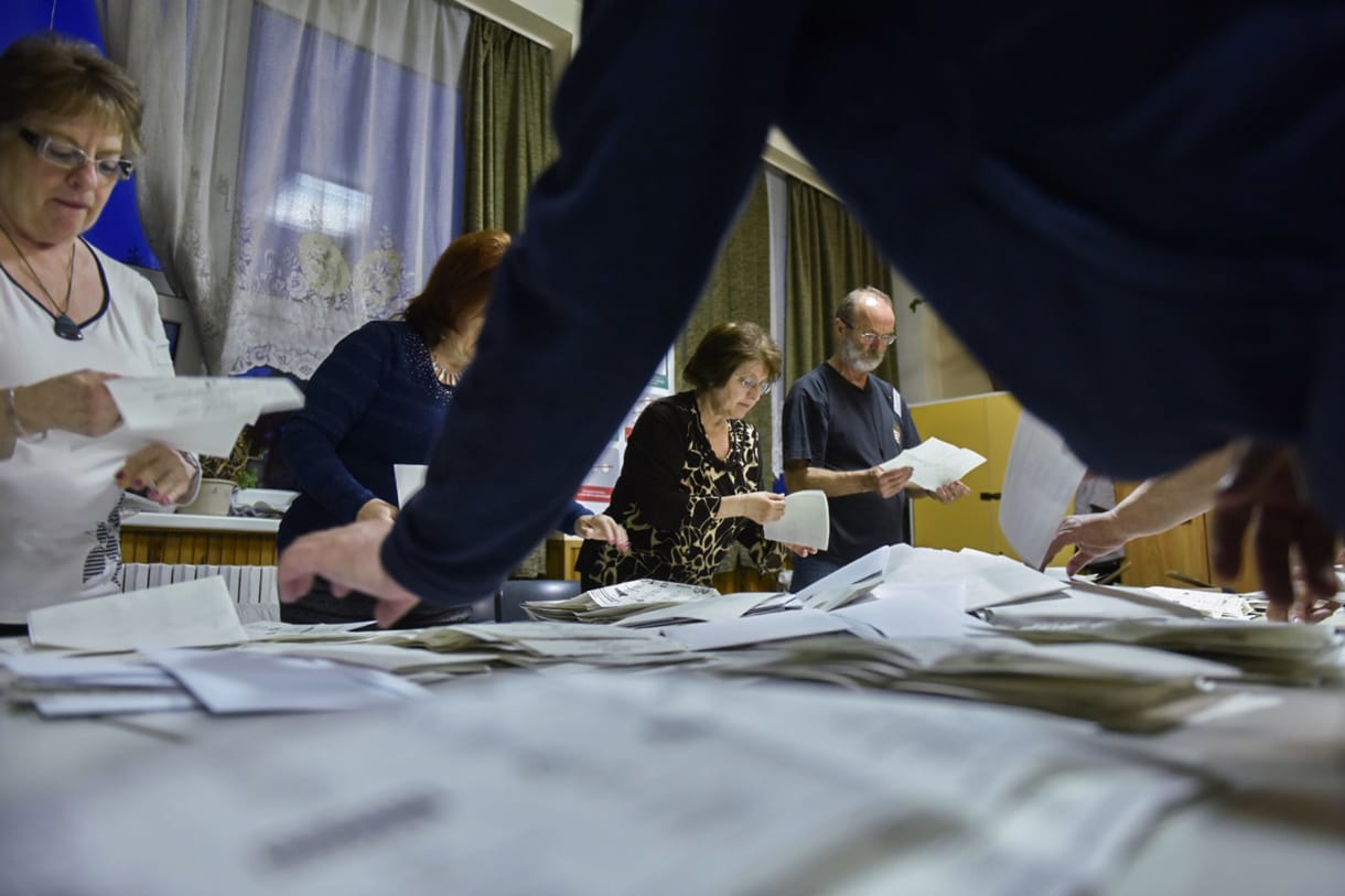 Megsértették a választási törvényt egy szabolcsi szavazókörben