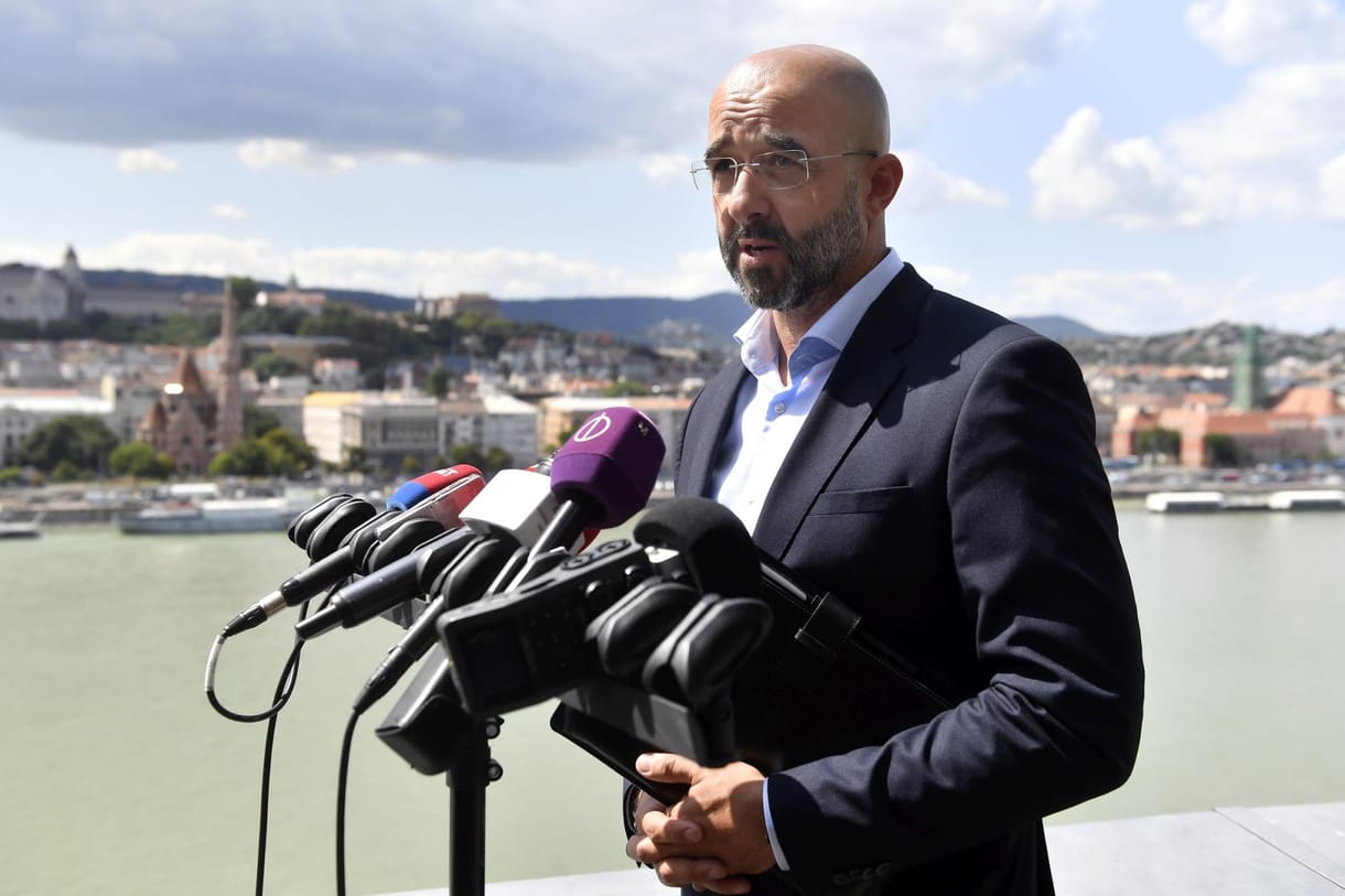 Nemzeti konzultáció: a kormány a menekülteknek sem fizetne