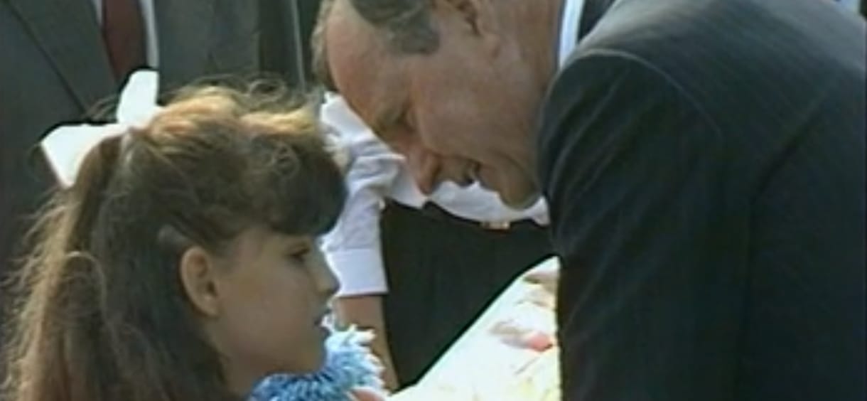 Bush szabadságot kívánt 89-ben a magyar gyerekeknek, de ezt kicenzúrázta a tévé