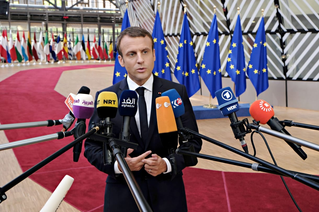 Budapestre jön Emmanuel Macron francia elnök