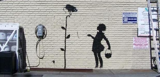 Tízmilliókért árverezik el Banksy Flower Girljét