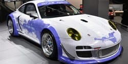 Facebook-autót készített a Porsche 