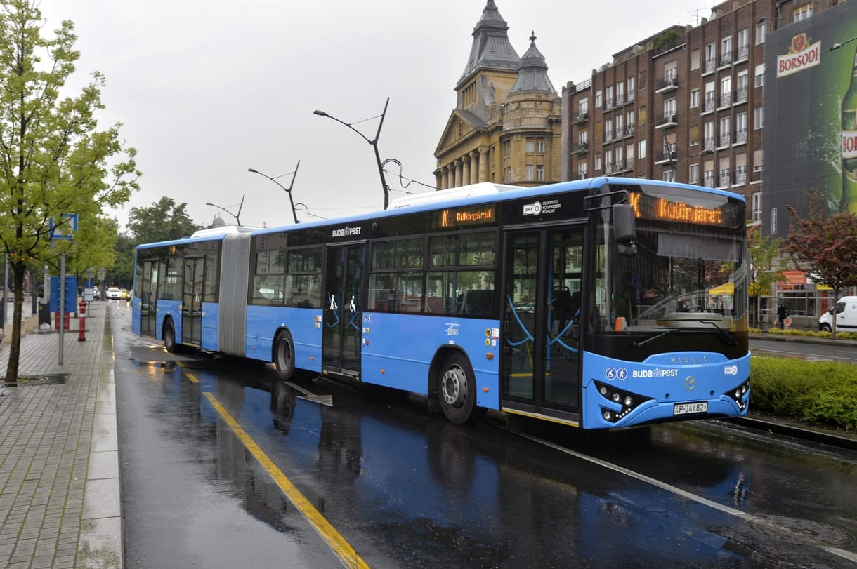 Buszvita: a magyar gyártó szerint azért az övék a jobb, mert abban többen férnek el