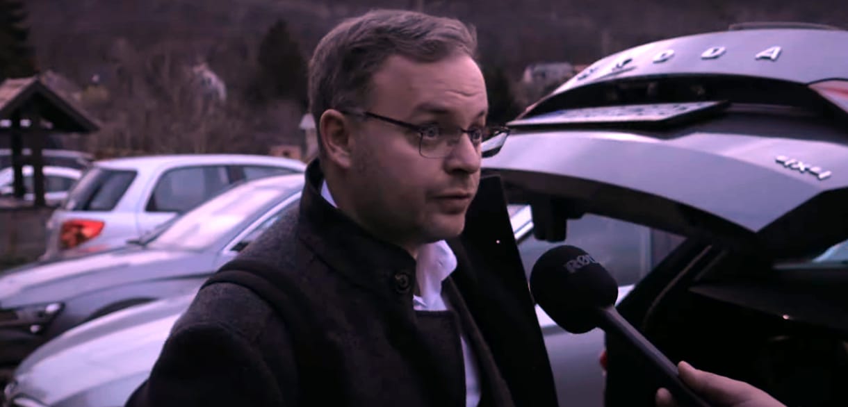Orbán Balázs a kegyelmi botrányról: Tiszteletben tartjuk a köztársasági elnök döntését