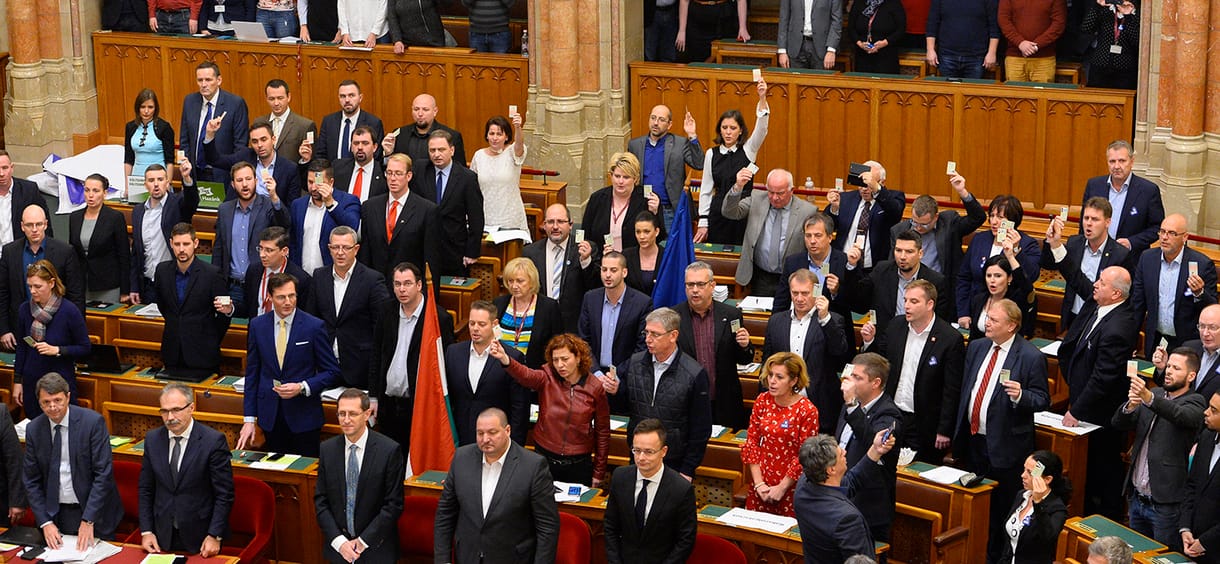 Szigorítás a Parlamentben: a Jobbik egyeztetni hívja az ellenzéket