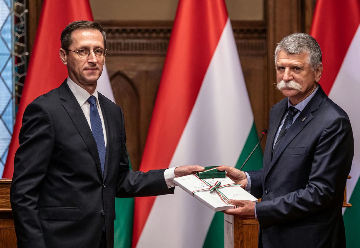 A kormány már el sem játssza, hogy a költségvetés törvény lenne