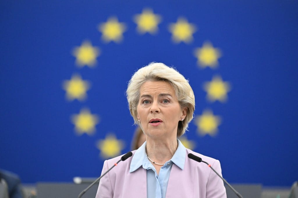 Ursula von der Leyen riasztónak találja az Ukrajna elleni orosz rakétatámadásokat követő lengyelországi robbanást