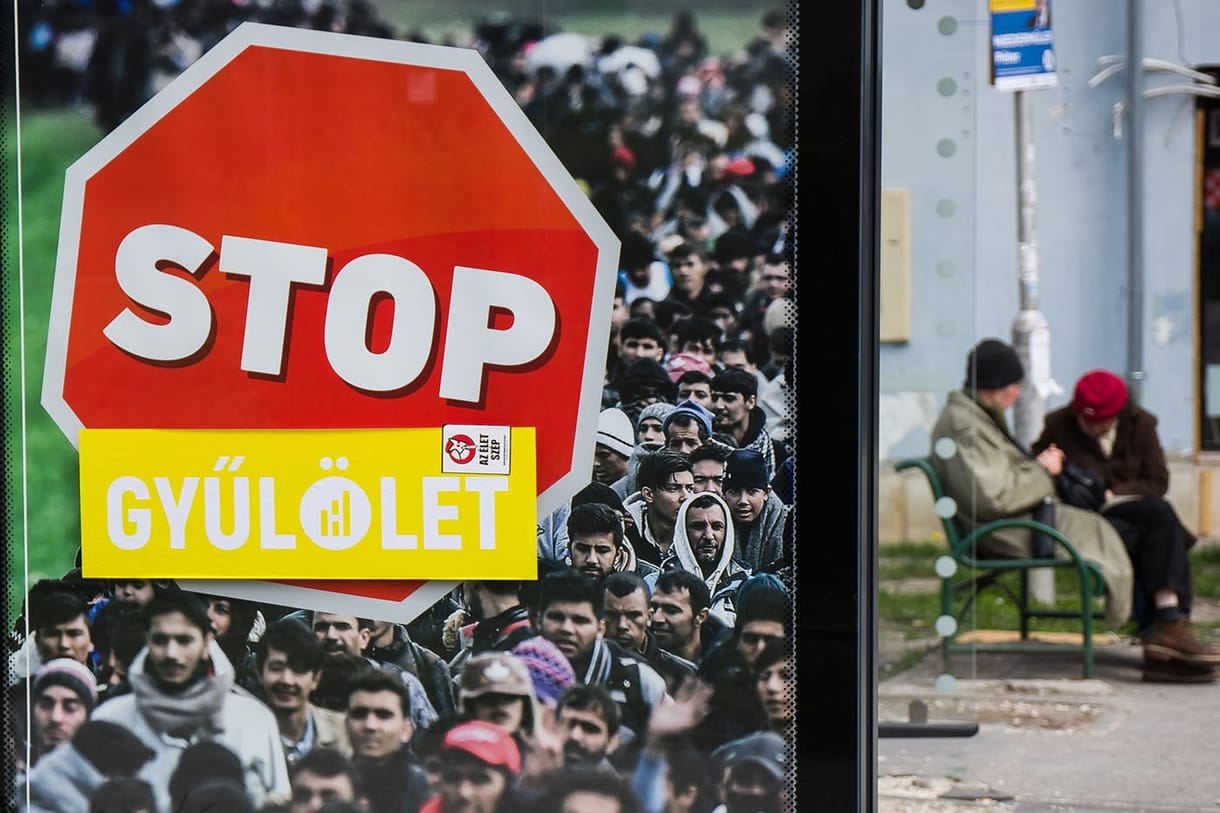 7 milliárdból tolta a kormány a propagandát a választások előtt