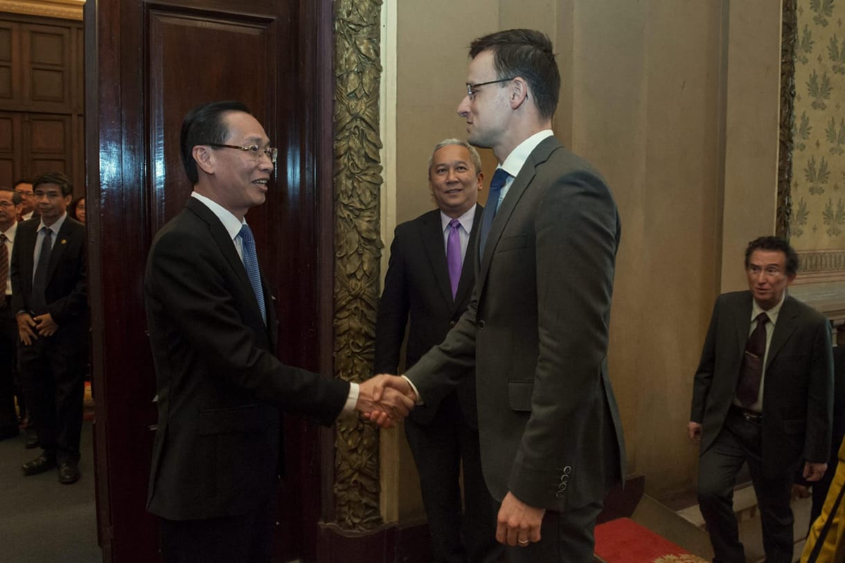 Szijjártó Ho Si Minh-városban újranyitotta a magyar külképviseletet