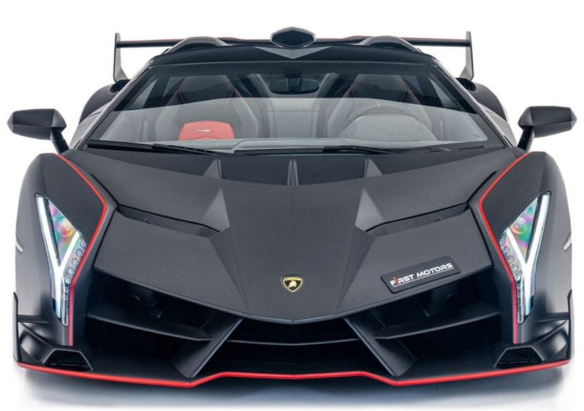 Kétmilliárd forintért mehet el az egyetlen csupasz karbonvázas Lamborghini Veneno