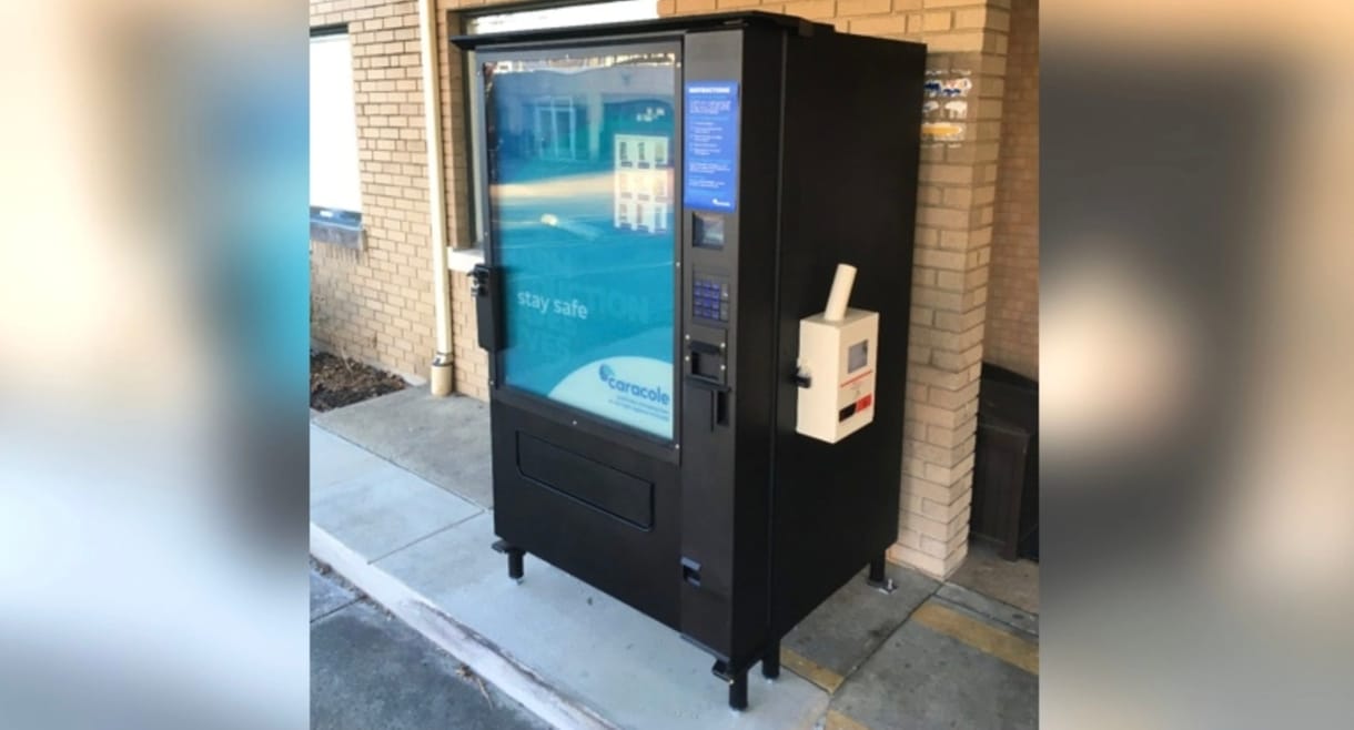 Nassolnivalók helyett életmentő eszközök vannak egy Ohio állambeli automatában