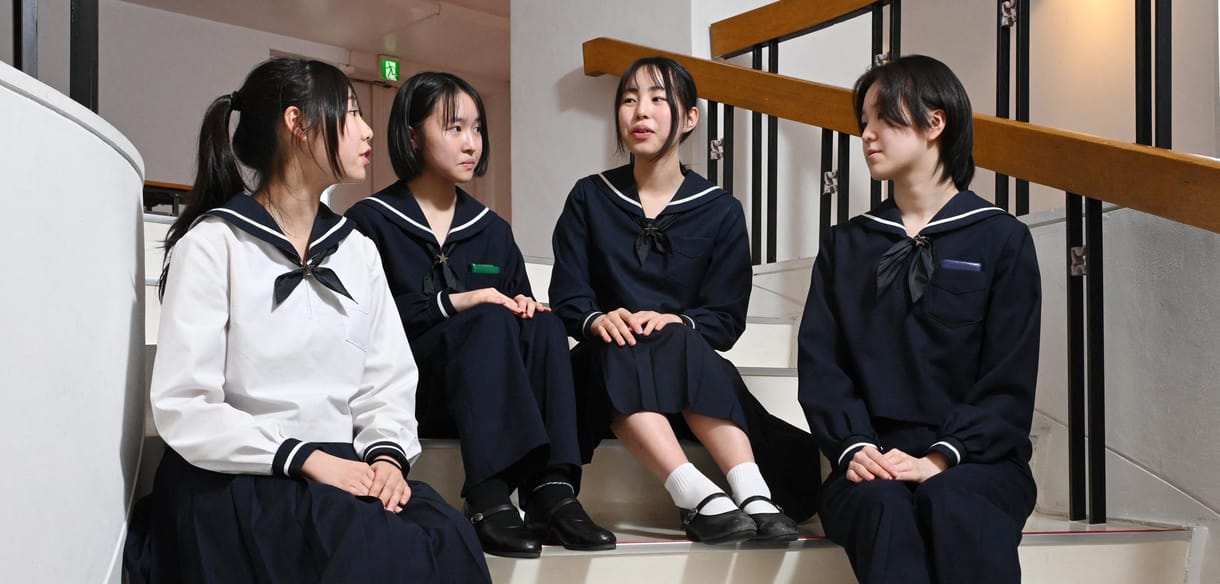Egyre kevesebbet szexelnek a japán fiatalok, pedig ráférne a demográfiájukra