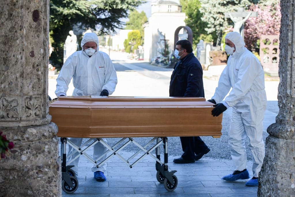 Bergamói polgármester: A koporsókat nem tudjuk már hová tenni
