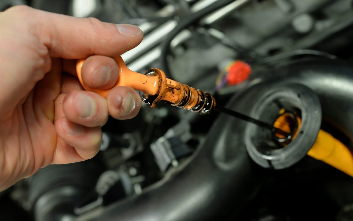 Tízből hat autóban veszélyes a motorolaj? Hát, nem egészen
