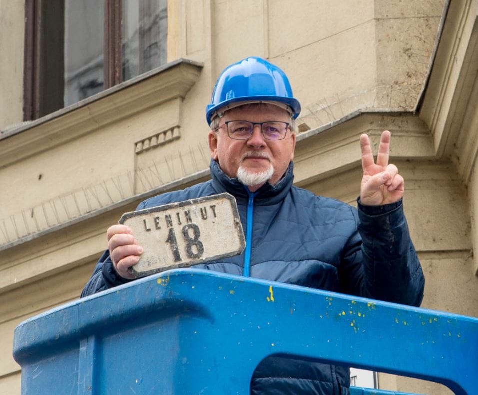A győri polgármester is kritizálta az önkormányzati lakásvagyon elherdálását