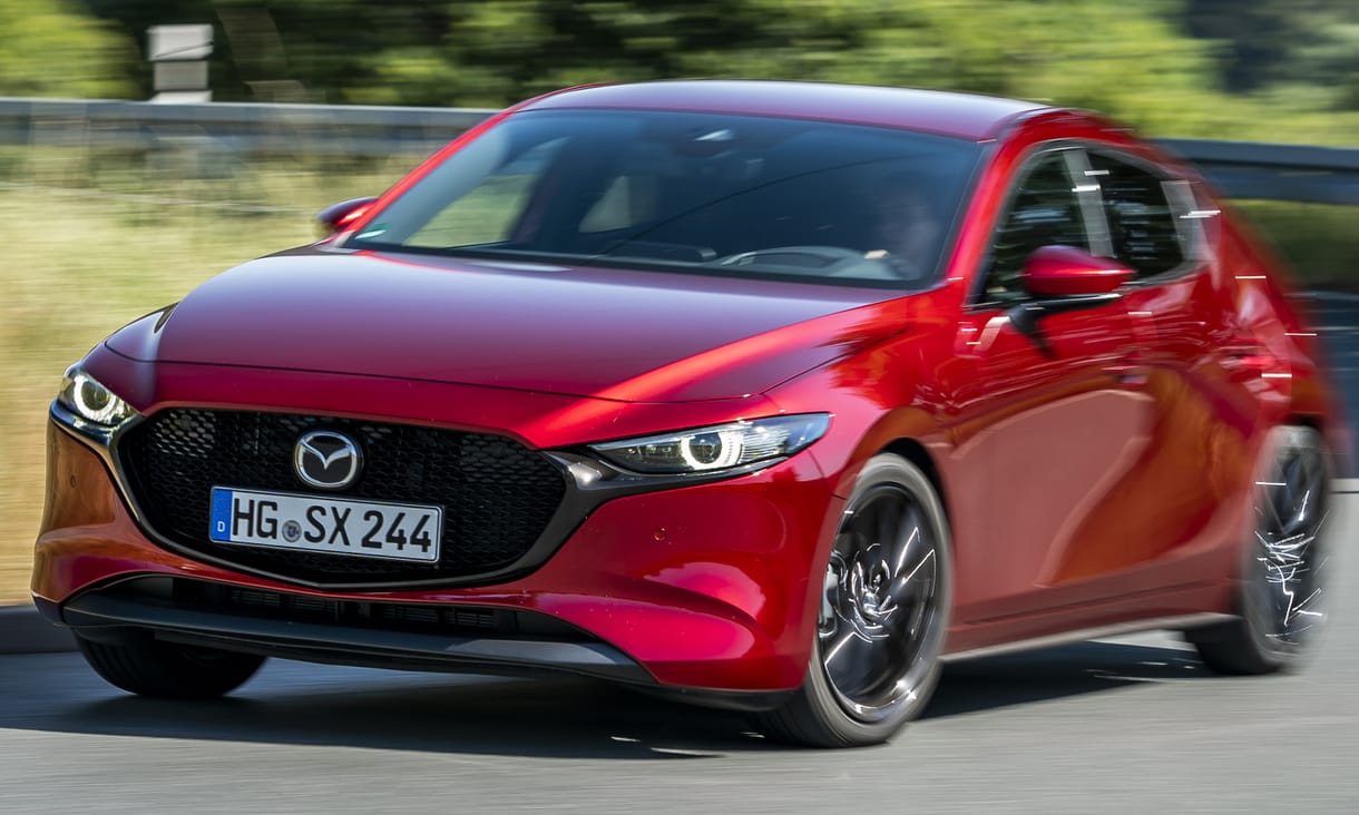 Isteni szikra: kipróbáltuk a Mazda kicsit benzines, kicsit dízel új csodamotorját
