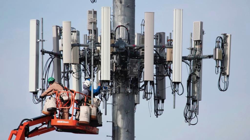 Felgyújtott egy 5G-s mobiltornyot, mert azt hitte, amiatt alakult ki a világjárvány – 3 év börtönt kapott