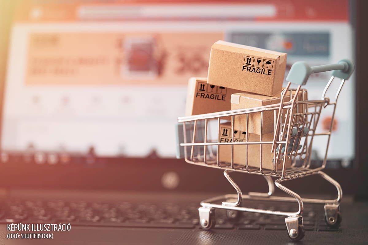 Gyanúsan olcsó webshop adócsalását leplezte le a NAV
