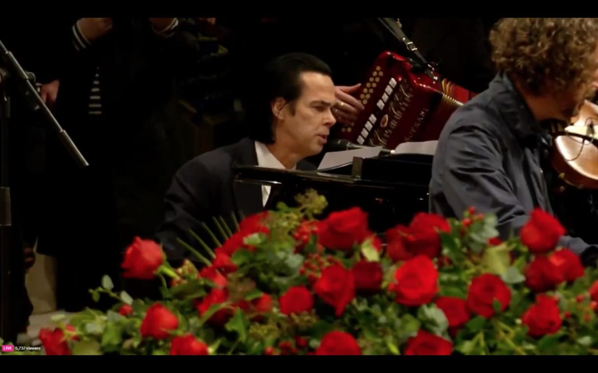 Eltemették Shane MacGowent, Nick Cave érzelmes dallal tisztelgett zenésztársa előtt 